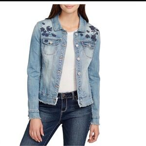VINTAGE AMERICA BLUES Frayed Lena Embroidered floral Denim Jean Jacket